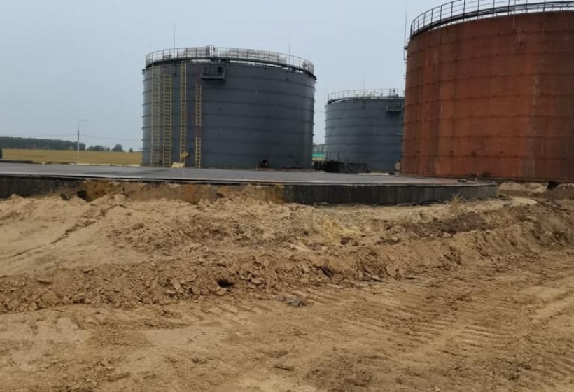 Орёл, монтаж 11 и 12-го РВС 5000 м³ под битум