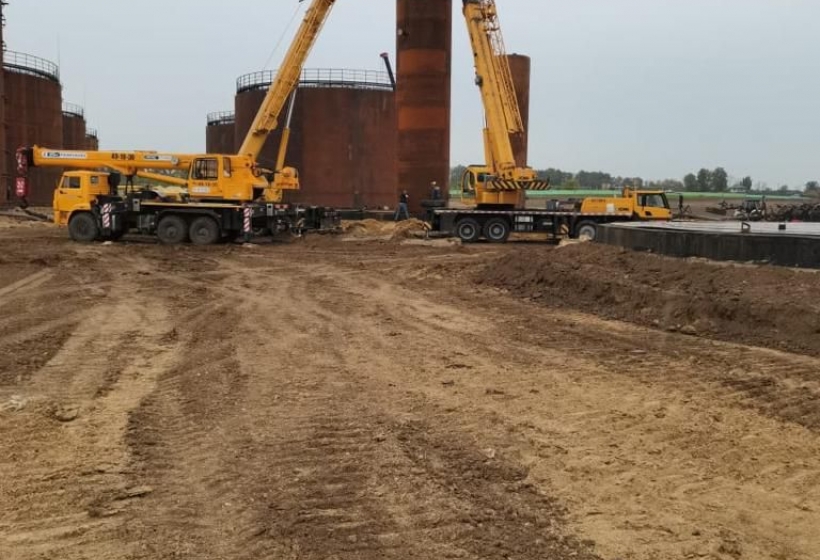 Орёл, монтаж 11 и 12-го РВС 5000 м³ под битум