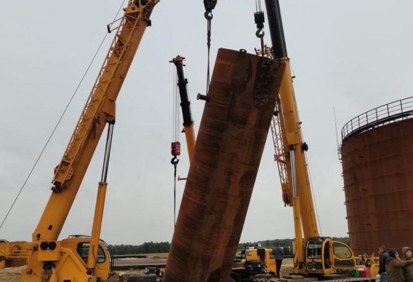 Орёл, монтаж 11 и 12-го РВС 5000 м³ под битум